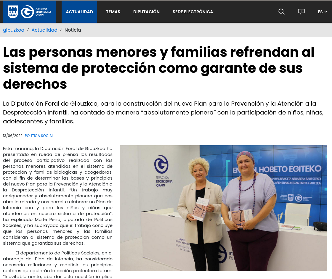 Noticia de la página web de la Diputación de Gipuzkoa, con la Diputada de Políticas Sociales, Maite Peña, y con la consultora Pepa Horno